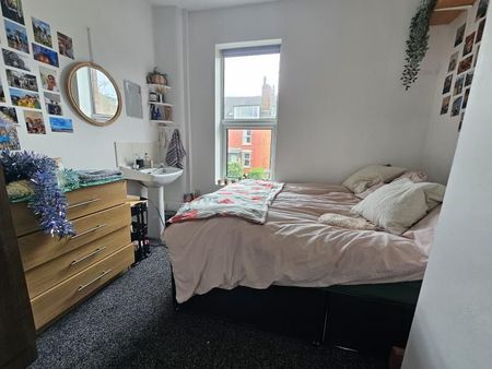 Royal Park Avenue, Hyde Park - Photo 5