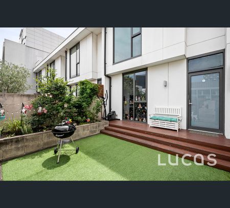 233/117 Studio Lane, Docklands, Vic 3008 - Photo 2