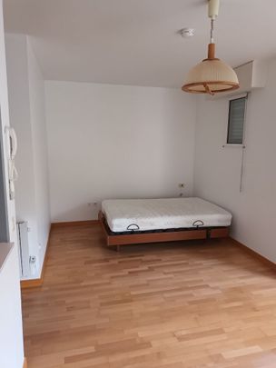 Location Appartement 1 pièce 34m² - Photo 1