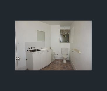 Quiet Churchlands Convenience - Photo 4