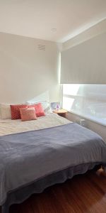 Elsternwick - Photo 3