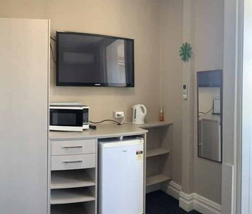 Spacious Fully Furnished Studio Room for 2026 - Photo 5