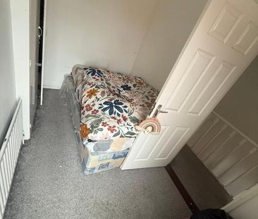 6 Edinburgh Street, Belfast, BT9 7DS - Photo 3