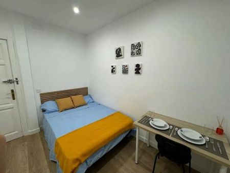 Avenida del Doctor Federico Rubio y Galí, Madrid, Community of Madrid 28039 - Photo 5