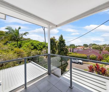 Modern Duplex on Buderim - Photo 1