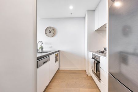 South Melbourne, The Place To Be! Pet friendly! - Photo 2