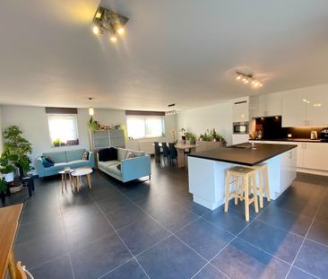 Hedendaagse bel-etagewoning met riante living en 3 slaapkamers - Foto 1