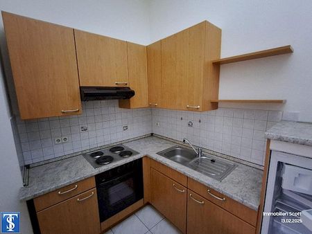 günstige 2 Zimmer Wohnung mit Aufzug im Haus und EBK - Photo 5