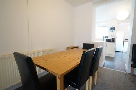 87 Gladstone Terrace, Caellepa - Photo 2