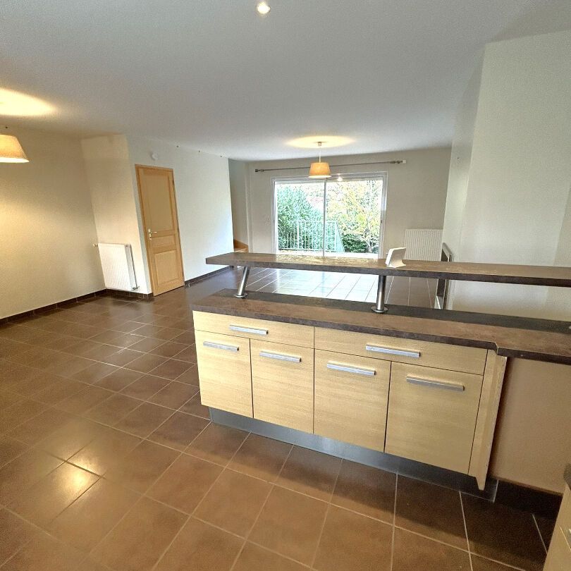 Location Maison 5 pièces 80m² - Photo 1