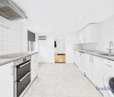 3 bedroom end of terrace house to rent - Photo 5