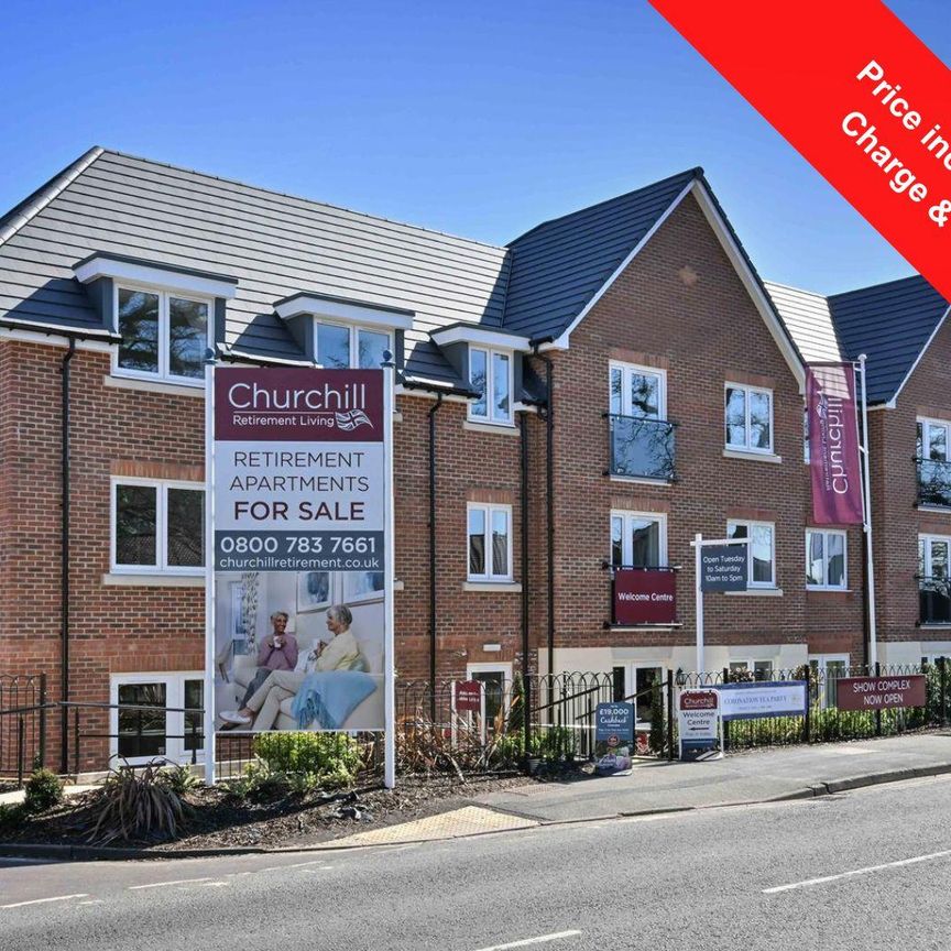 Jubilee Lodge, Fleet, Hampshire - Photo 1