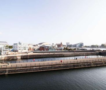 Sovereign Quay, Cardiff Bay, CF10 - Photo 4