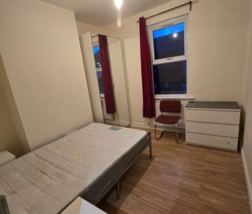 Room in a Shared House, Fleeson Street, M14 - Photo 4