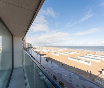 Mooi ruim appartement met 3 slk's op de Zeedijk in het Zoute - Foto 1