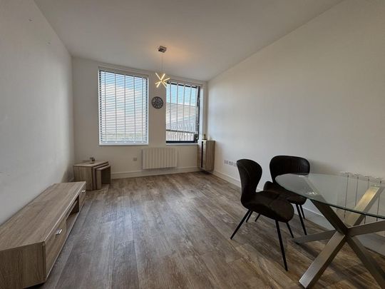 2 bedroom apartment to rent - Photo 1