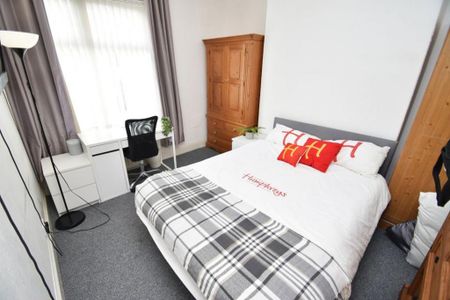 4 bedroom house to rent - Photo 2