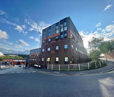 Tempus Court, Bellfield Road, High Wycombe - Photo 5