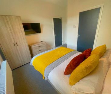 1 bedroom in a house share to rent - Photo 6
