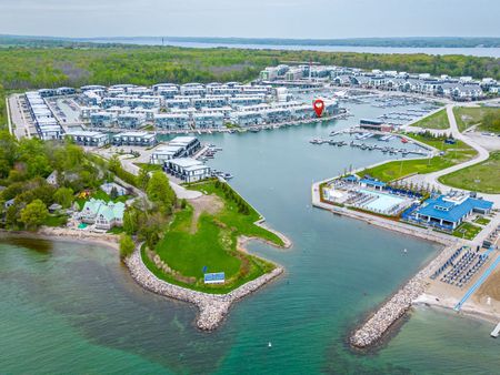 For Lease - 333 Sunseeker Avenue Unit# 113, Innisfil, Ontario - Photo 2