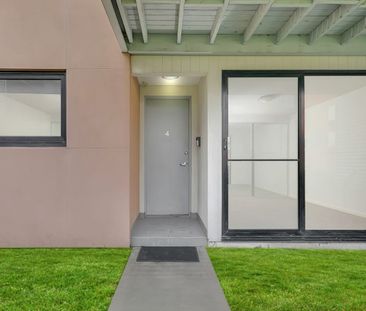 Stunning Apartment For Lease - Don't Miss Your Chance - **APPLY FOR... - Photo 3