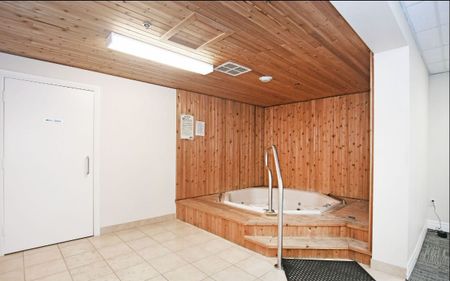 For Lease - 2502 Rutherford Road Unit# 115, Vaughan, Ontario - Photo 3