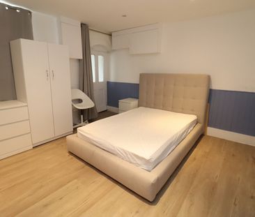 Room in a Shared House, Bow Road, E3 - Photo 4
