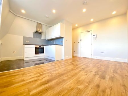 Prince Of Wales Road, Norwich - Photo 3