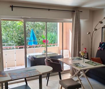 Appartement à louer 2 pièces • Villeneuve-Loubet - Photo 1