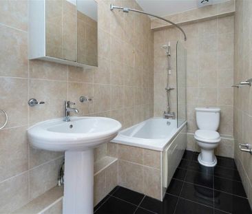 Newington Causeway - Photo 4