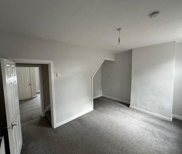 2 bedroom house to rent - Photo 3
