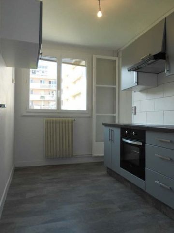Location Appartement 4 pièces 67m² BESANCON 25000 - Photo 3