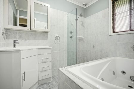 THREE BEDROOM HOME - Photo 5