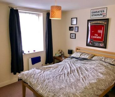 2 bedroom flat to rent - Photo 3