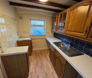 2 bedroom terraced house to rent - Photo 5