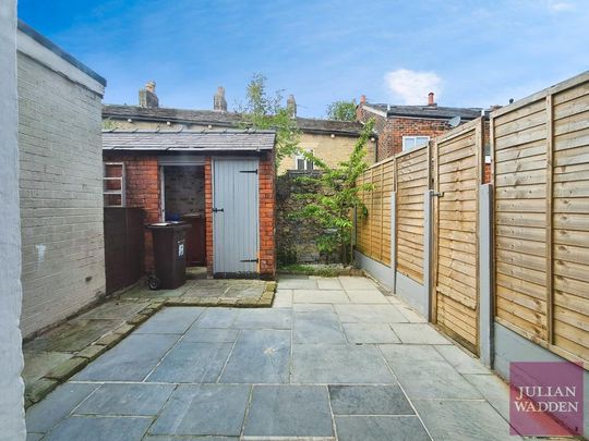 2 bedroom terraced house to rent - Photo 1