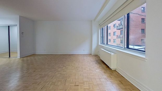 4555 Bonavista Avenue - Photo 1