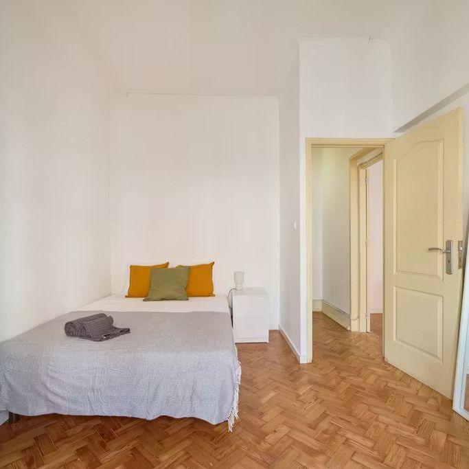 Rua Chaby Pinheiro, Lisbon, Lisbon 1000-078 - Photo 1