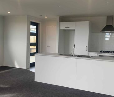 Sunny 3-bedroom house for rent!! - Photo 4