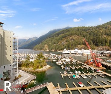 Condo in West Vancouver, BC - Photo 4