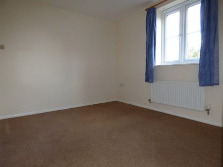 2 bedroom ground floor flat to rent - Photo 5