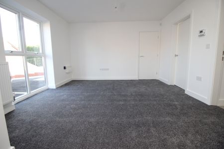 2 Bedroom Apartment - Photo 3