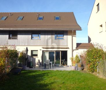 SPACIOUS, MODERN, IDYLLIC! - Foto 2