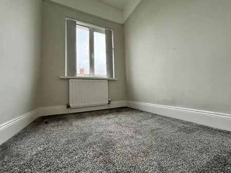 10 Ravenhill Crescent, Belfast, BT6 8JU - Photo 4