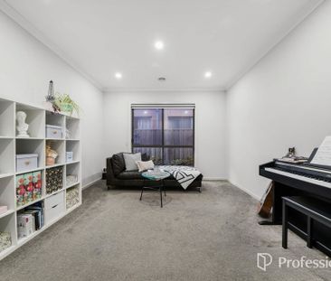 58 Sunnybank Drive, Point Cook VIC 3030 - Photo 1