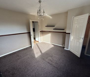 Lamb Hill Close - Photo 2