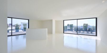 Penthouse te huur in Etterbeek voor € 8.000 met 4 slaapkamers - Foto 3
