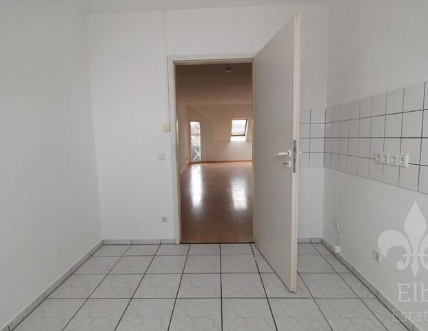 Sie suchen ein gemütliches Zuhause? Diese frisch renovierte 3 Zi. -Wohnung mit Balkon erwartet Sie - Foto 1