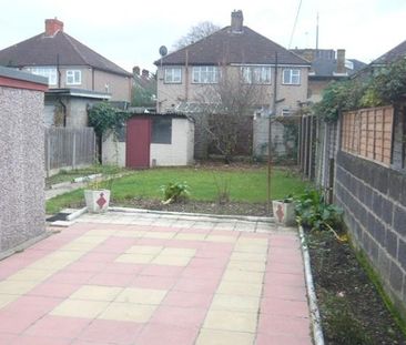 3 bedroom semi-detached house to rent - Photo 6