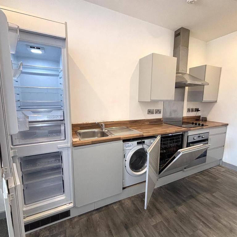 1 bedroom apartment to rent - Photo 1